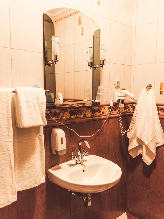 Hotel Osjann Biala Podlaska Luaran gambar
