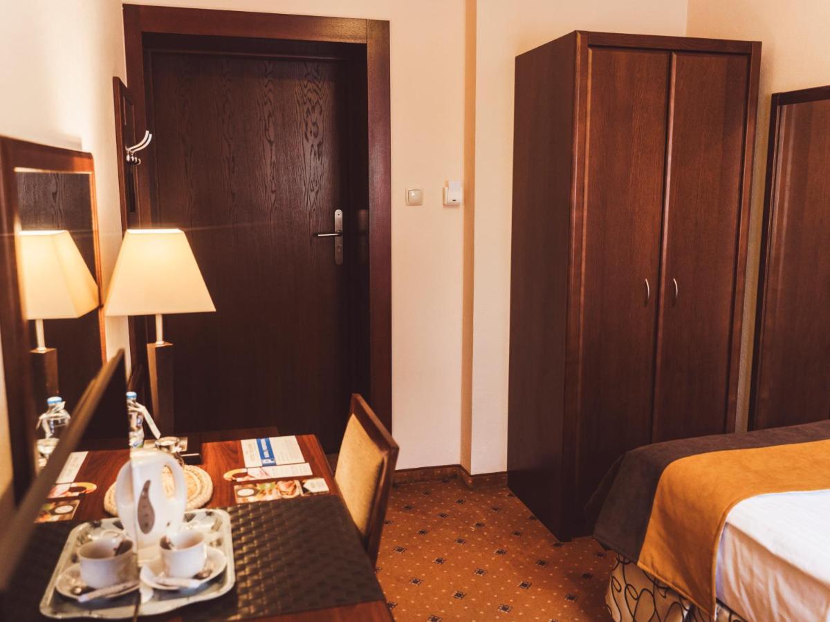 Hotel Osjann Biala Podlaska Luaran gambar