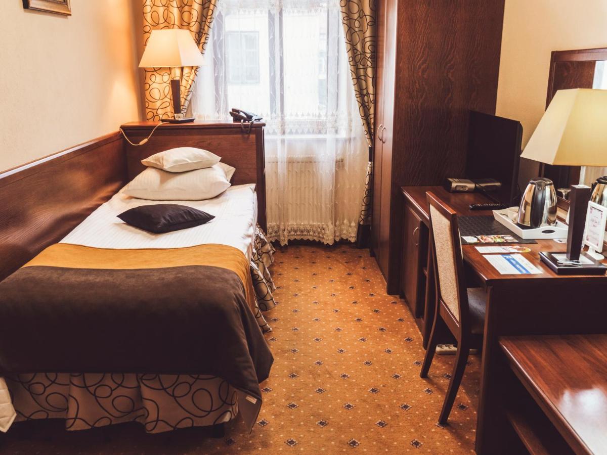 Hotel Osjann Biala Podlaska Luaran gambar