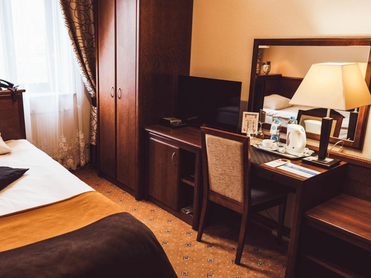 Hotel Osjann Biala Podlaska Luaran gambar
