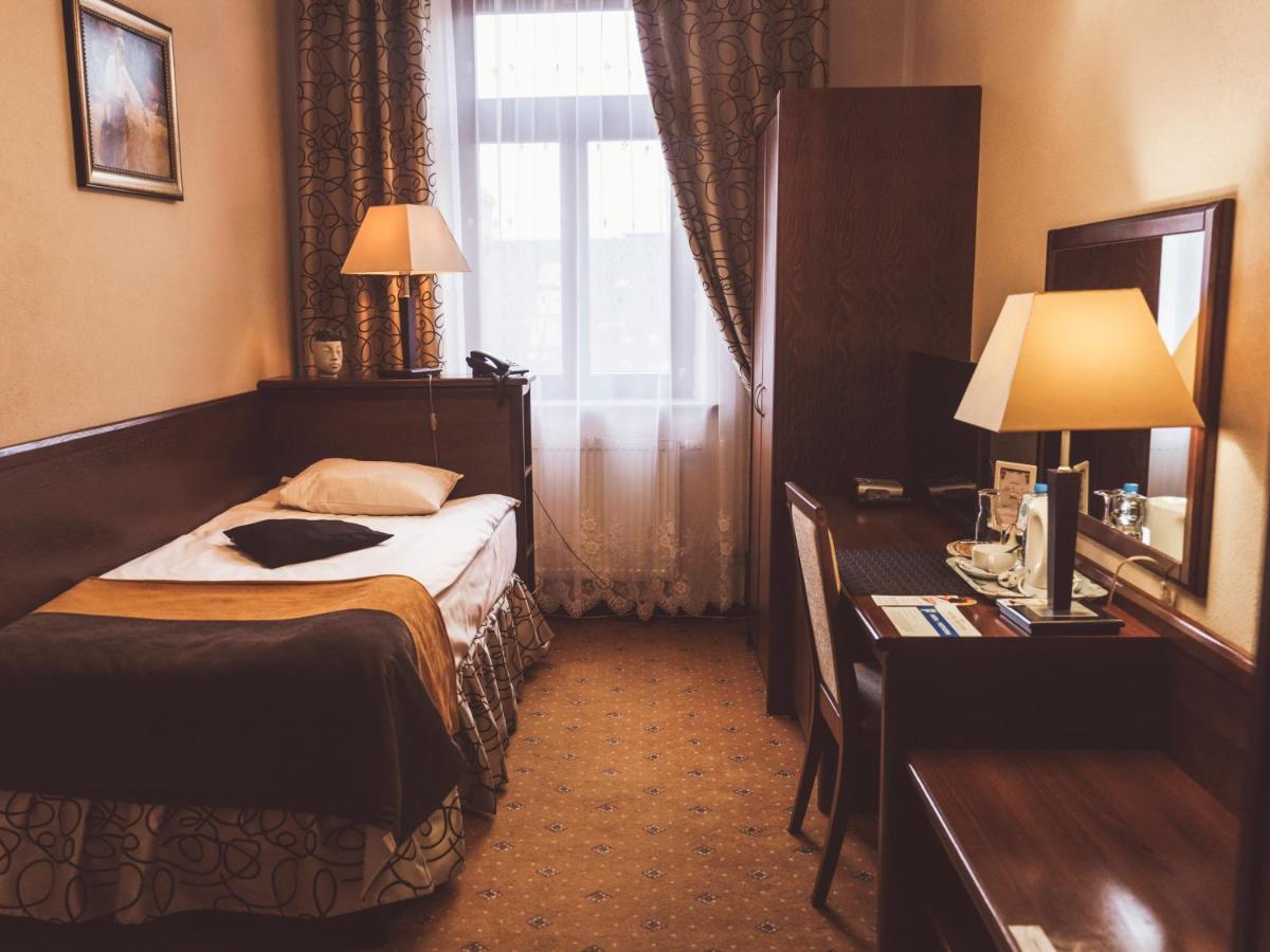Hotel Osjann Biala Podlaska Luaran gambar