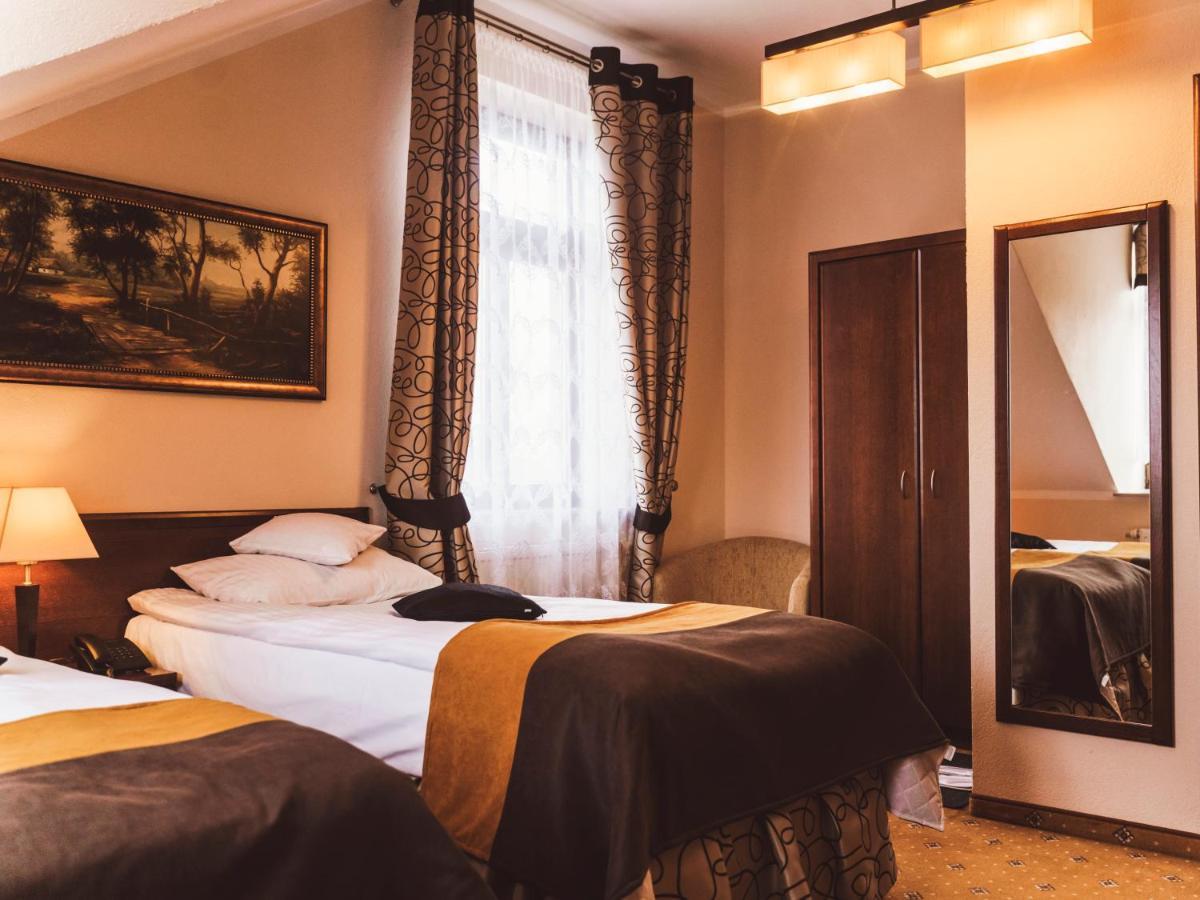 Hotel Osjann Biala Podlaska Luaran gambar